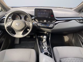 TOYOTA C-hr 2.0h trend e-cvt