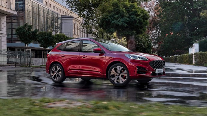 As Kuga 01